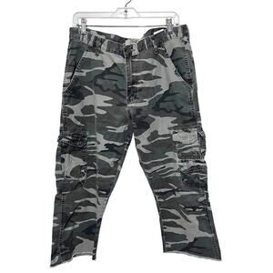Wrangler Cargo Pants Camo Cropped Men's 34x20 Cut off raw hem